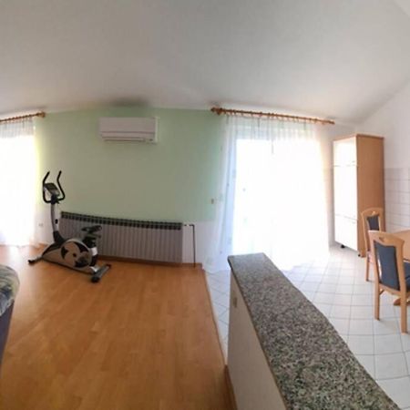 Mitros Apartment มาลินสกา ภายนอก รูปภาพ