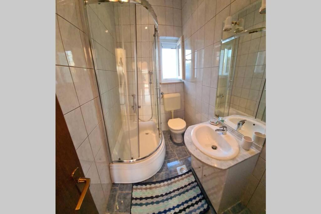 Mitros Apartment มาลินสกา ภายนอก รูปภาพ
